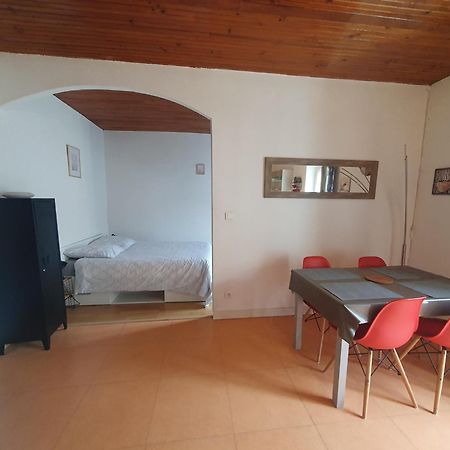 Appartement Meuble Centre Ville Ньон Экстерьер фото