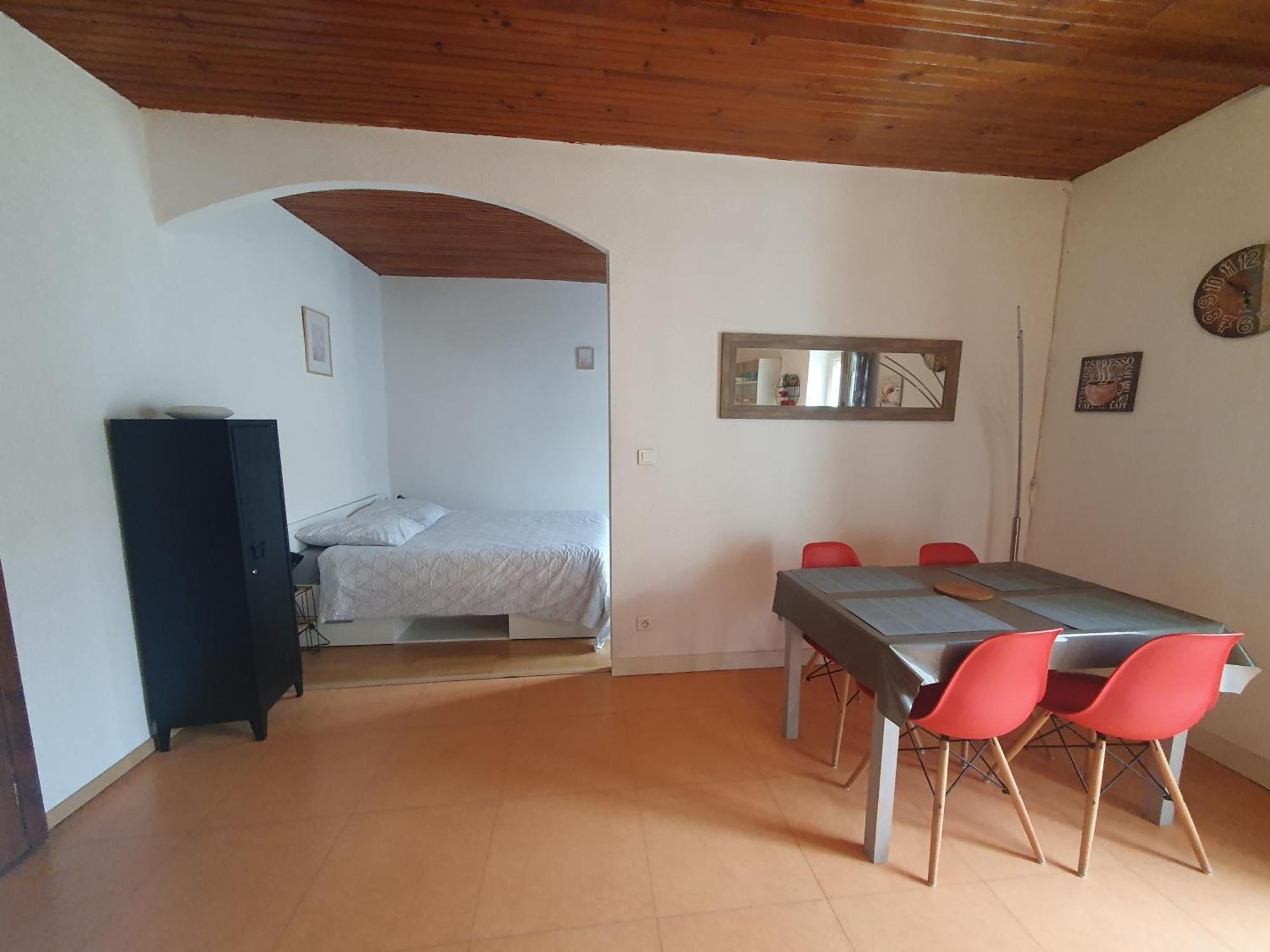 Appartement Meuble Centre Ville Ньон Экстерьер фото